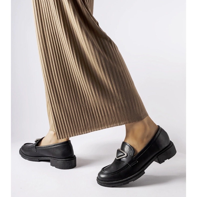 Mustat mokasiinit koristeltu Marsilius strassikivillä 2