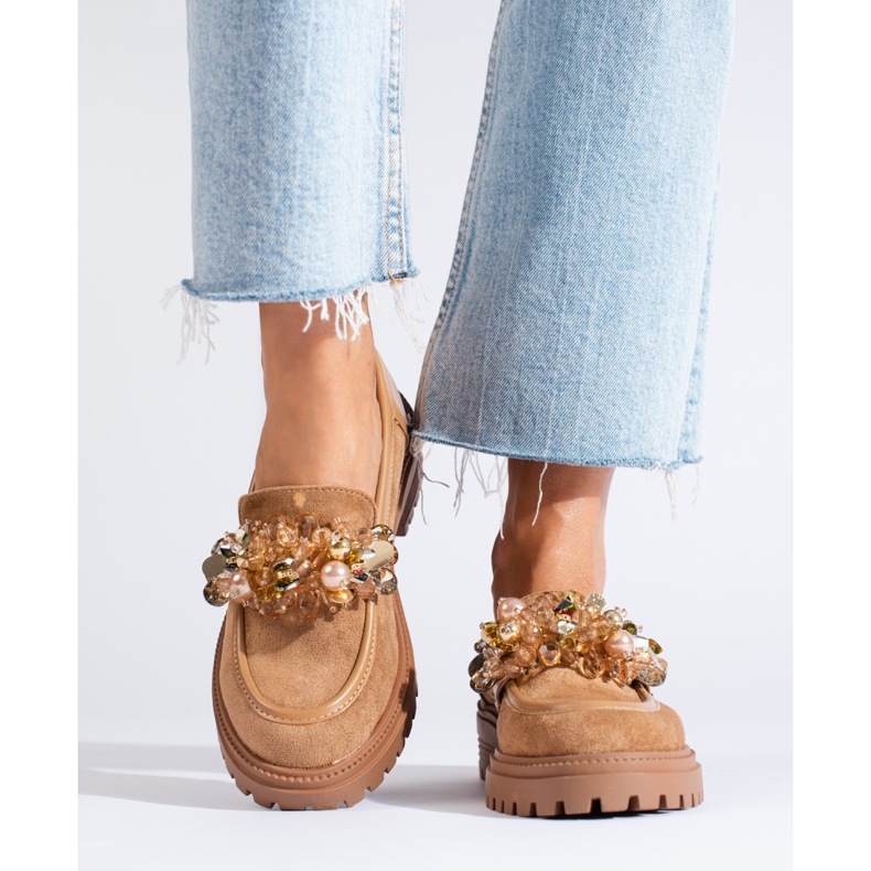 Naisten beigenväriset mokkanahkaat Shelovetilta 1