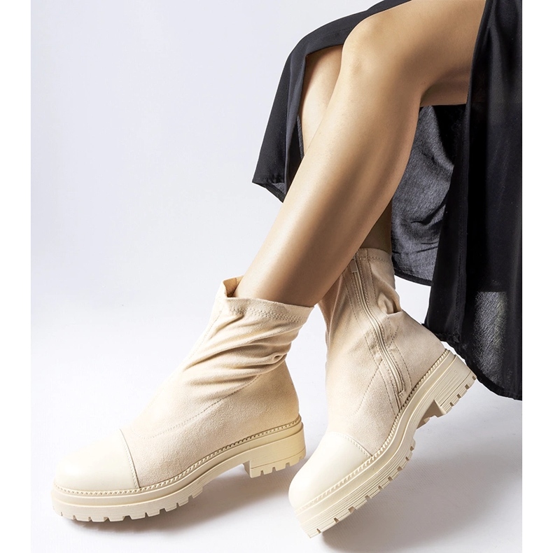 Ciglianon beigenväriset ekologisen mokkanahkaiset sukkasaappaat 1