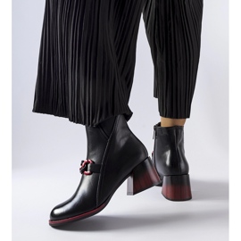 Mustat nilkkurit Castione 58126 Musta 1