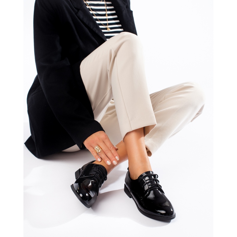 Patenttimustat Shelovet-nauhalliset oxfordit 1