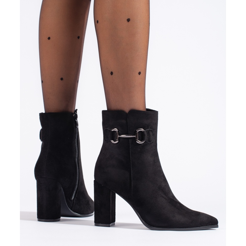 Shelovet mokkanahkan mustat korkeakorkoiset nilkkurit 1