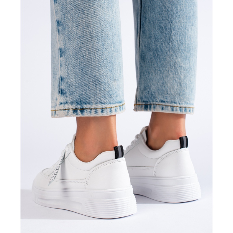 Valkoiset lenkkarit Shelovet-alustalla valkoinen 1