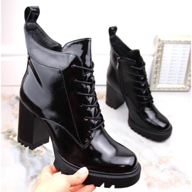 Naisten kiiltonahkaeristetyt nilkkurit, mustat, S.Barski 1