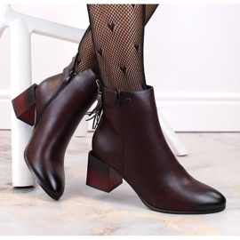 Naisten viininpunaiset eristetyt nilkkurit Jezzi punainen 1