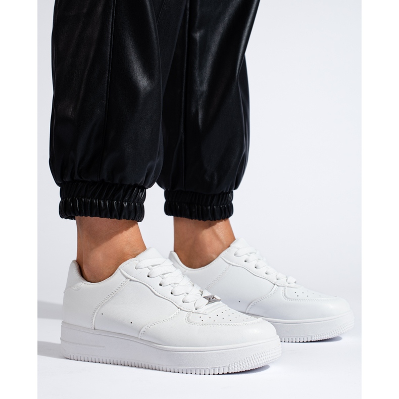 W. Potocki Valkoiset Shelovetin alustalenkkarit valkoinen 1