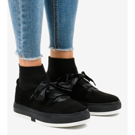 Mustat lenkkarit CH-95 nauha 1