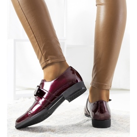 Viininpunaiset lakatut kengät, joissa C18-6263-2 solki punainen monivärinen 1