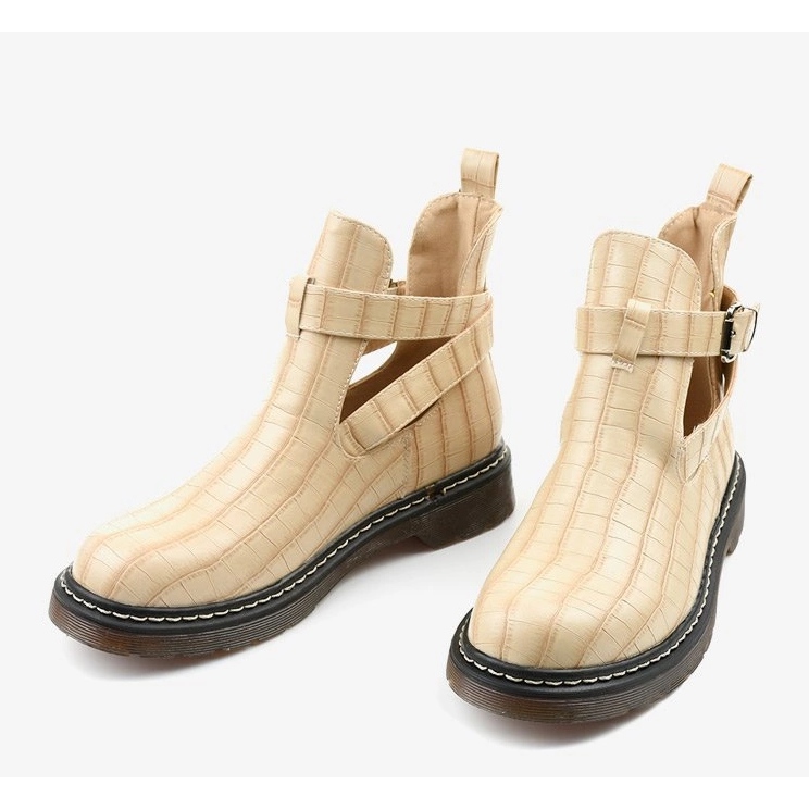 Beige saappaat Nillda -soljella 1