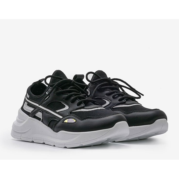 Mustat Lativia -urheilukengät 2