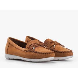 Ruskeat ekologiset mokkanahkat, joissa on Mckayla-jousi 1