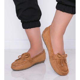 Ruskeat leivonnaiset Deonte -jousella 1