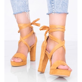 Ginny kamelin pitsi sandaalit ruskea 1