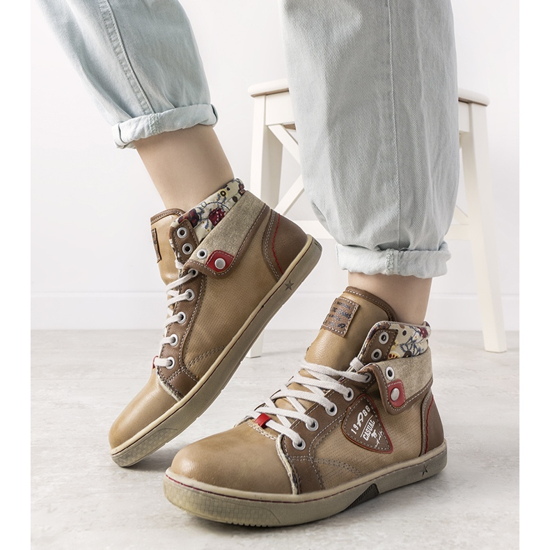 Niente naisten beige nilkkurit 1