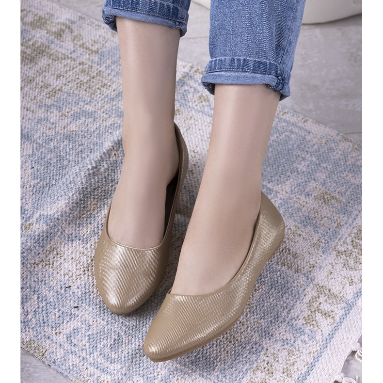 Julie beige kiiltävät ballerinat naisille kultainen 1