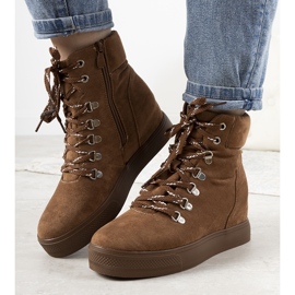 Carmonan talvikamelin lenkkarit ruskea 1