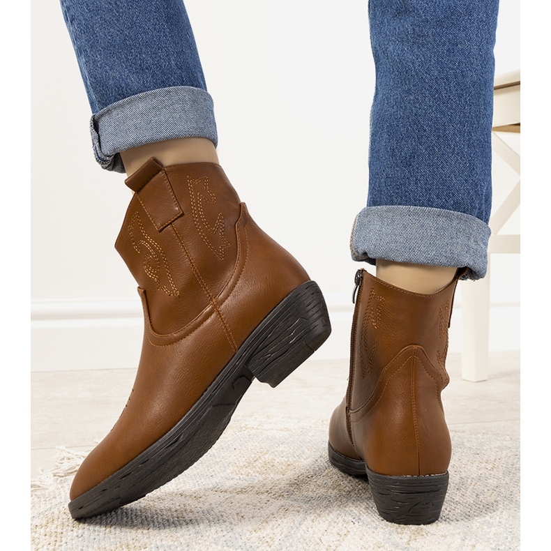 Beldan ruskeat cowboysaappaat 2