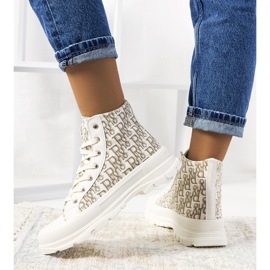 Beiget lenkkarit, naisten kengät, Chester 1