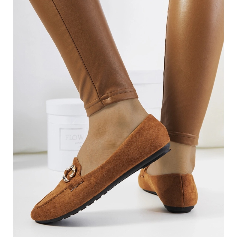 Leilan ruskeat naisten housut 1