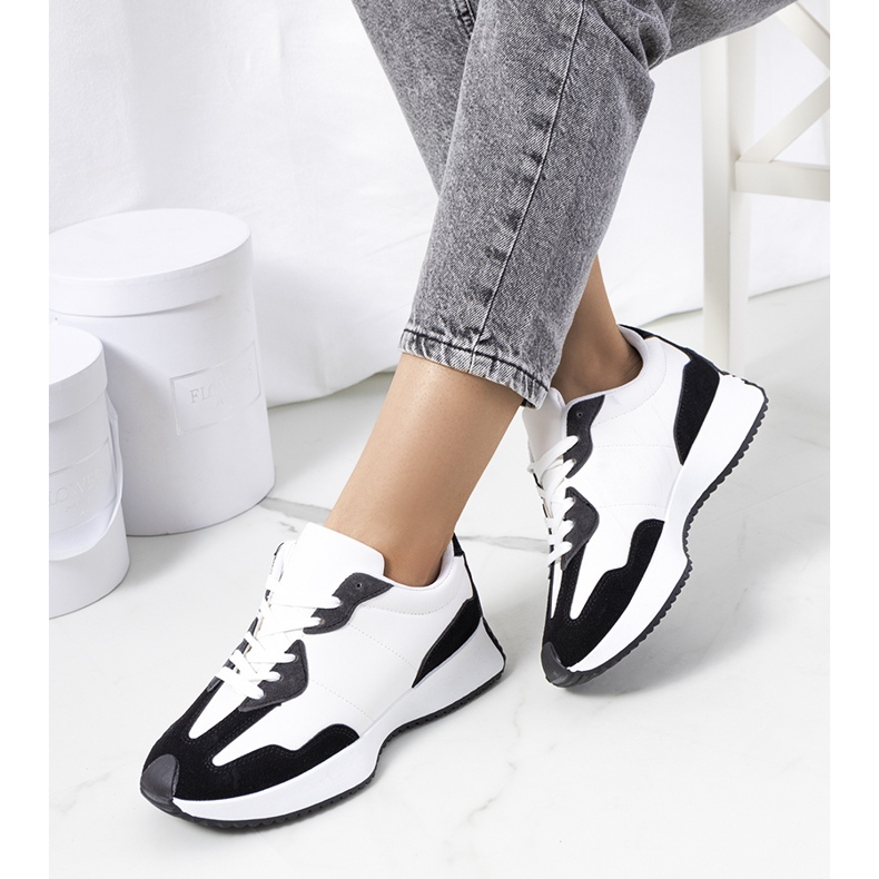 Cohen naisten mustat tennarit valkoinen 1