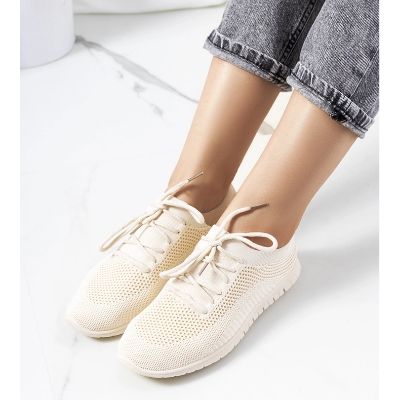 Bertensin beigenväriset urheilulenkkarit 1