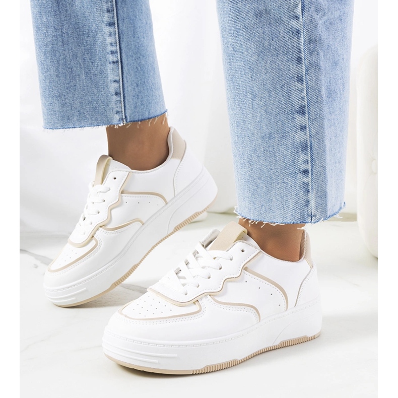 Naisten valkoiset ja beigenväriset Bieke-lenkkarit 1