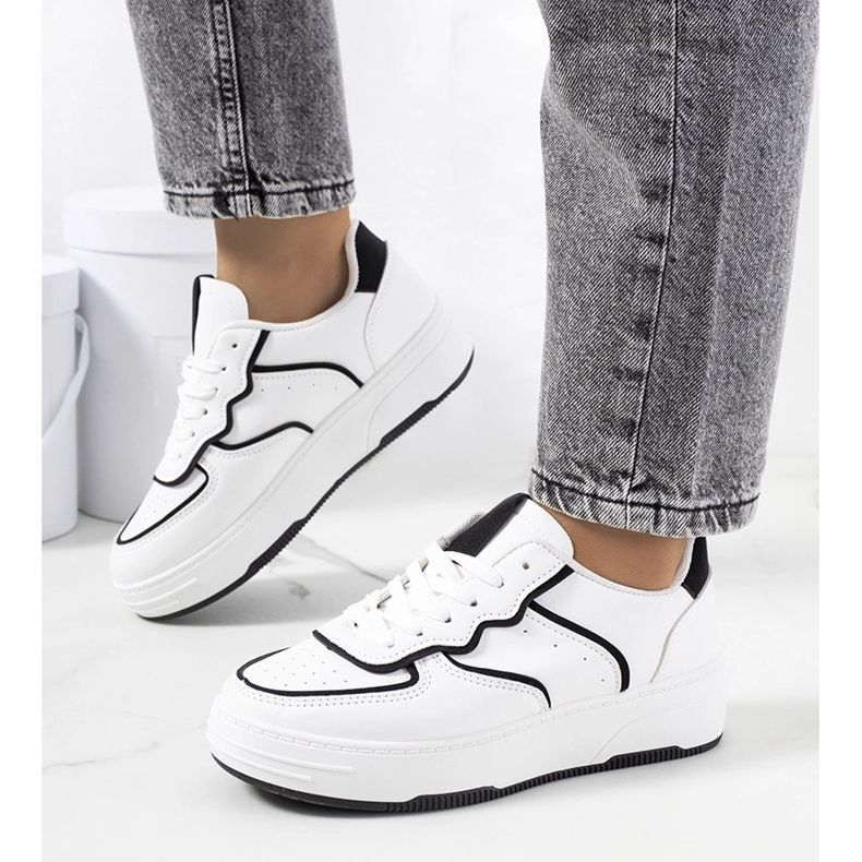 Naisten Bieke-lenkkarit, valkoinen ja musta 1