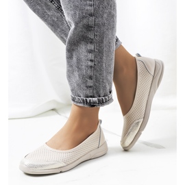 Mirjam beige nahkabalerinat 1