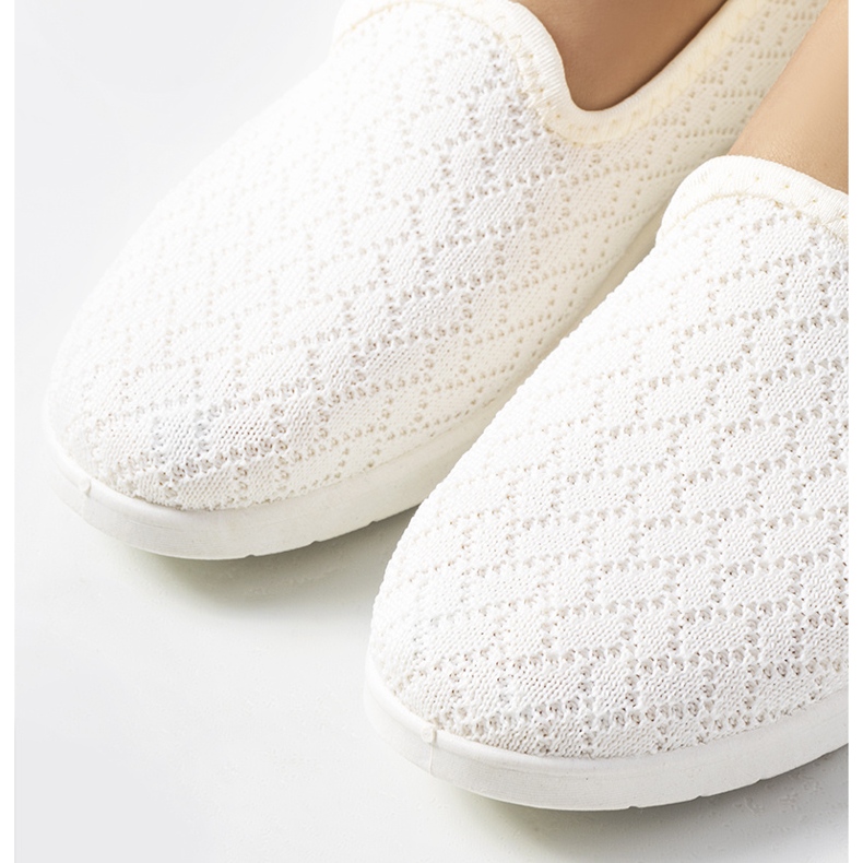 Naisten Forssellin beige-lenkkarit ekru 1