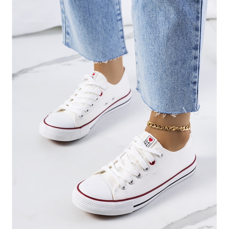 Valkoiset klassiset naisten lenkkarit valkoinen 1