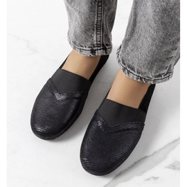 Black Boirsin lenkkarit musta 1