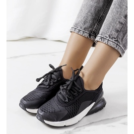 Mustat Sint urheilulenkkarit 1