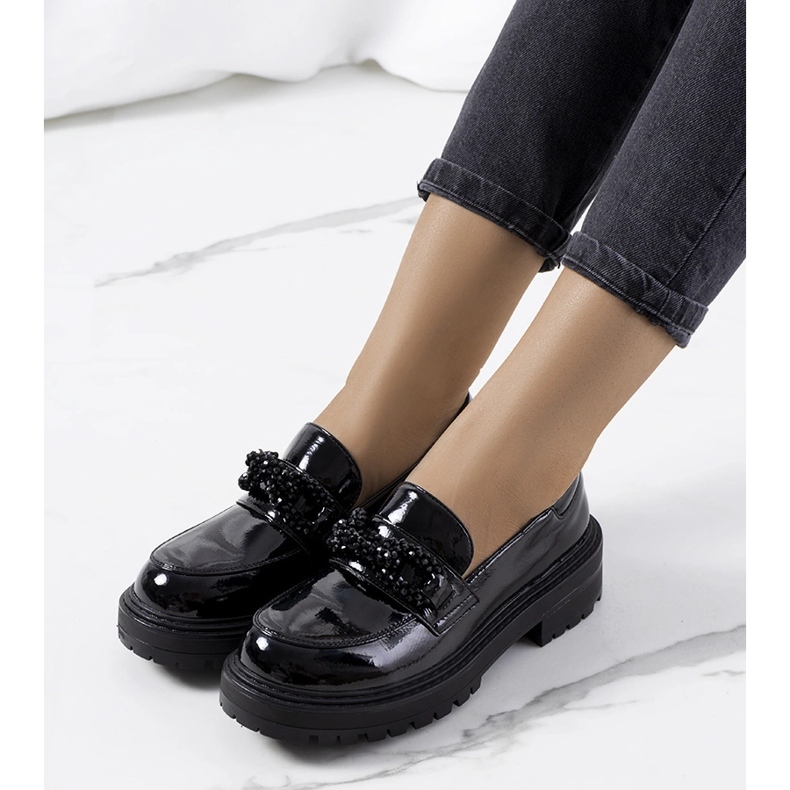 Ordellin mustat kiiltonahkaiset loaferit 1