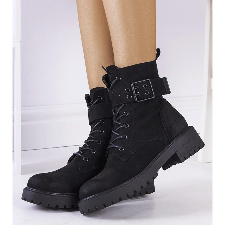 Mustat Tarrin-ansastajat 1