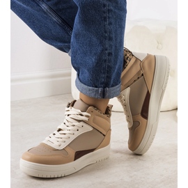 Beige Adite nilkkalenkkarit 1