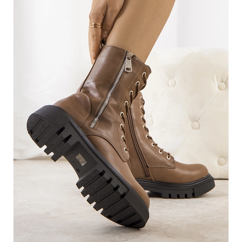 Enoksen tummanbeiget saappaat 1