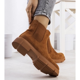 Correan ruskeat naisten saappaat 1