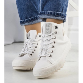 Valkoiset eristetyt tennarit Big Star GG274108 valkoinen 1