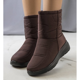 PA1 Alani ruskeat tikatut lumisaappaat 1