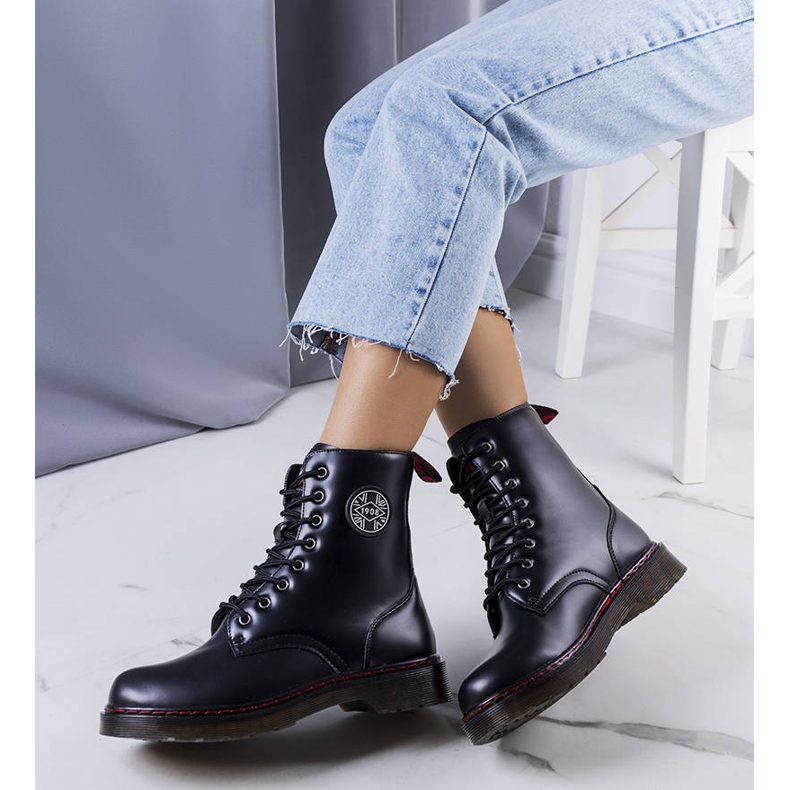 Mustat eristetyt saappaat LCJ-22-31-1437LA Lee Cooper 1