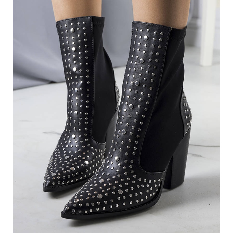 PA1 Mustat saappaat, joissa on Orazi-nappi 1