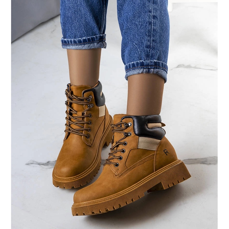 Ruskeat eristetyt Nadel-saappaat 1