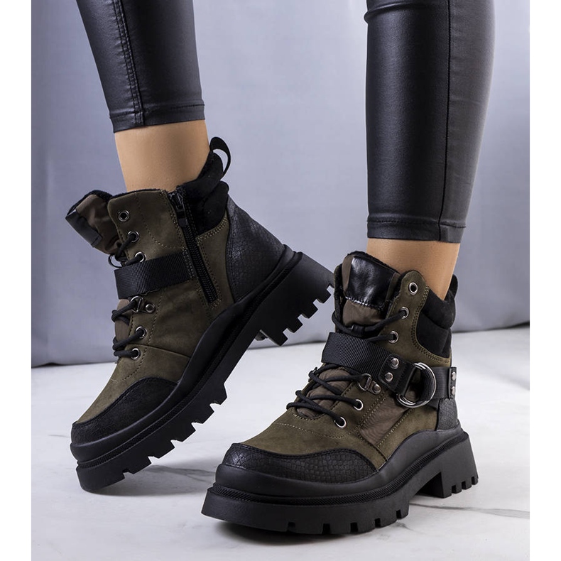 PA1 Zakiran vihreät eristetyt saappaat musta 1