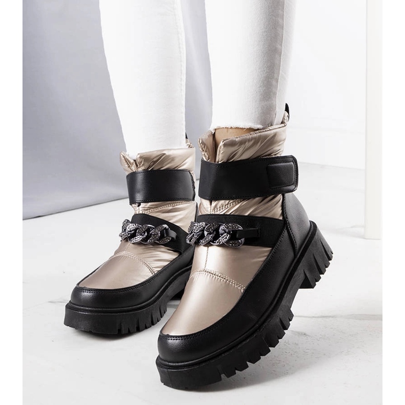 Ephraim kultaketjulliset lumisaappaat musta 1