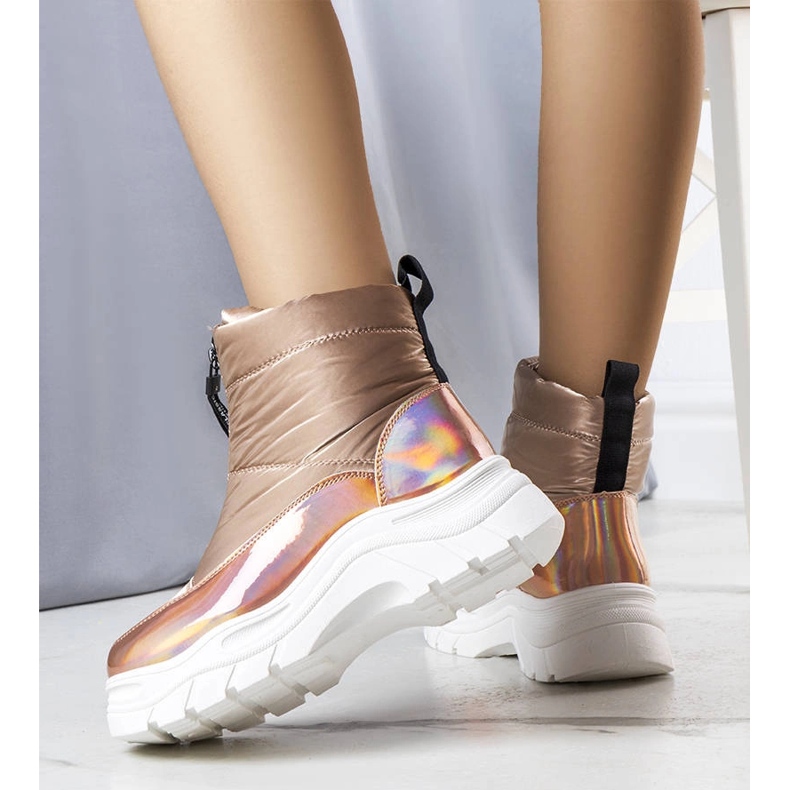 Leonel kullalla lakatut lumisaappaat kultainen 1