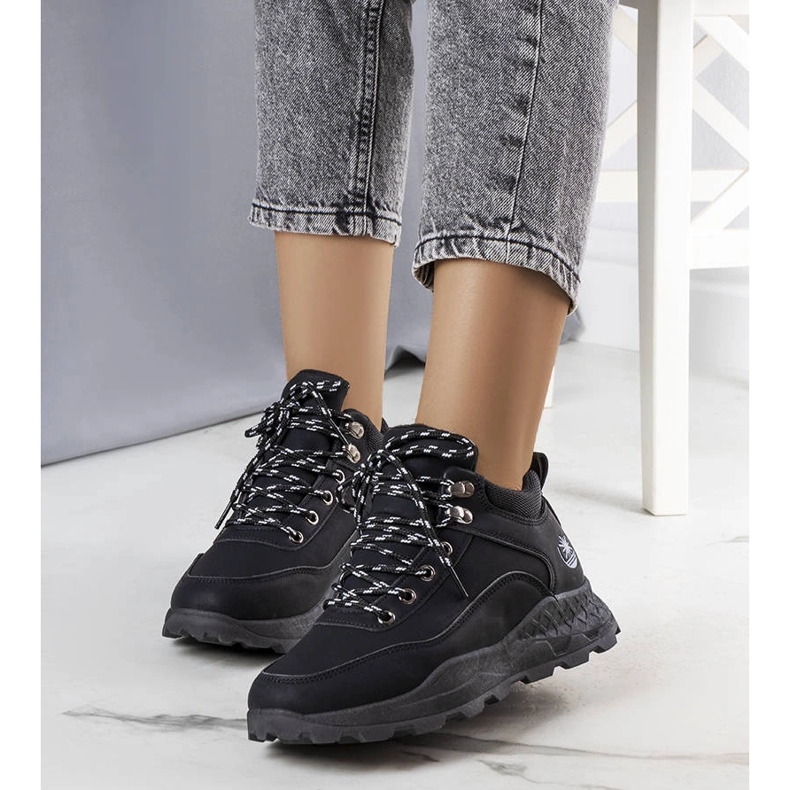 Naisten mustat eristetyt Duranin saappaat 1