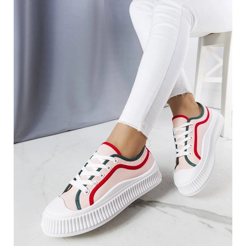 Johannan vaaleanpunaiset alustalenkkarit punainen 1