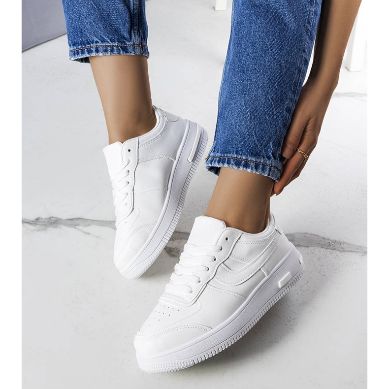 BM Kimin valkoiset lenkkarit paksulla pohjalla valkoinen 1