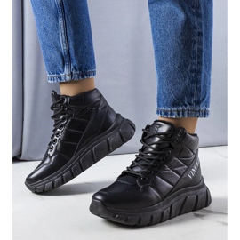 Luz mustat eristetyt lumisaappaat 1