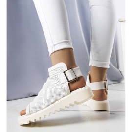 PA1 Beulahin valkoiset harjakattoiset sandaalit valkoinen 1